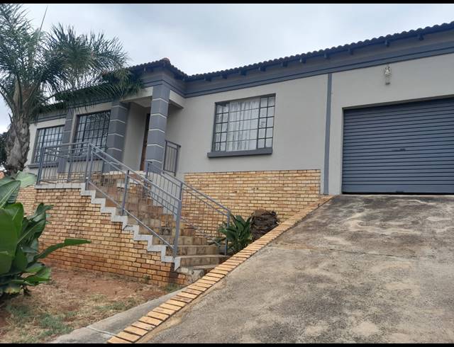 3 BEDROOM HOUSE FOR SALE IN GEELHOUTPARK